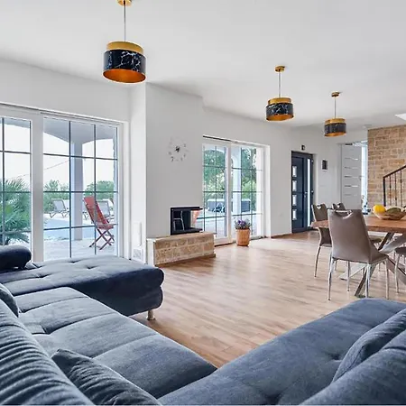 Holiday home Stunning In *