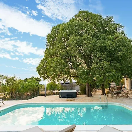 Holiday home Stunning In *