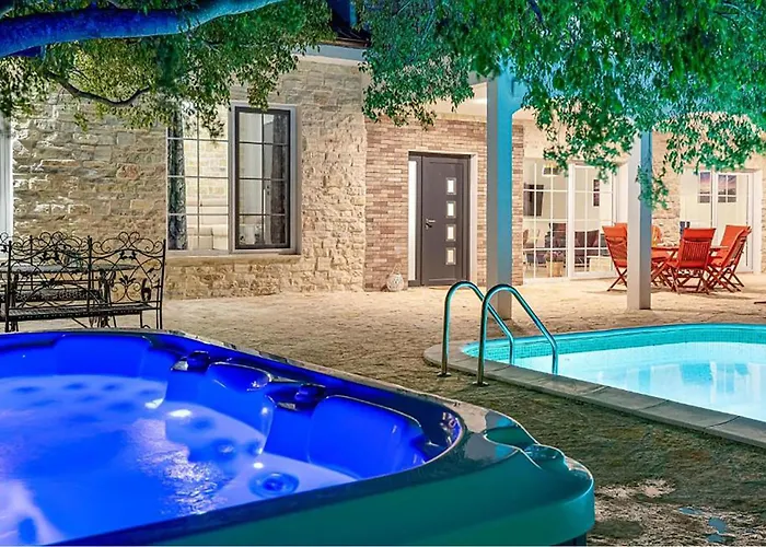 Stunning In Hébergement de vacances Benkovac