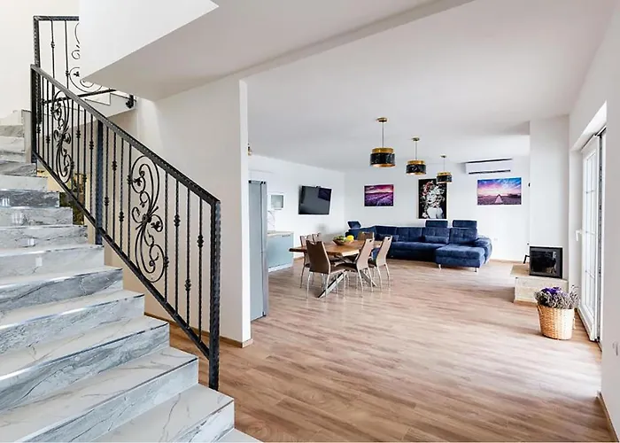 Stunning In * Benkovac