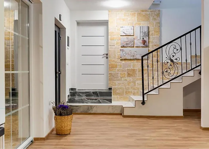 Stunning In Holiday home